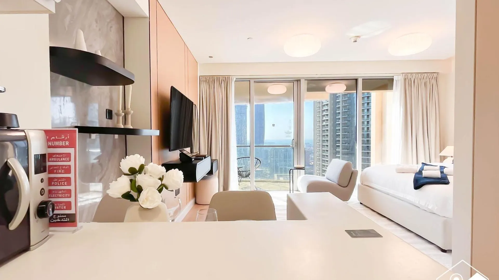 Burj Khalifa View Suite Steps From Dubai Mall 0*,  United Arab Emirates