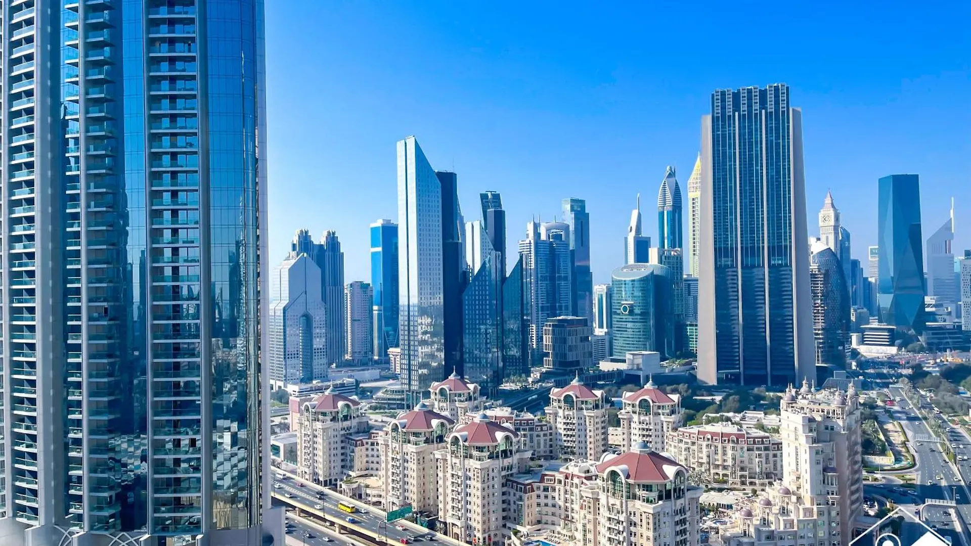 Burj Khalifa View Suite Steps From Dubai Mall Apartment